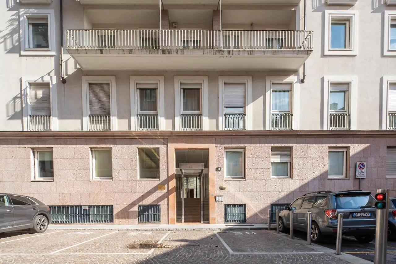 Brera Charming Apartments R&R Milano Italia